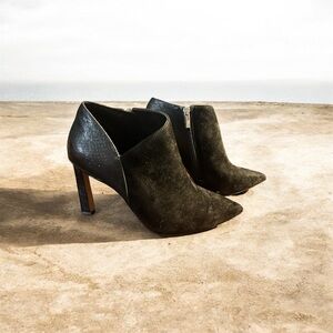 Vince Camuto Black Heeled Boots